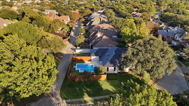 1913 Crockett Circle, Irving, TX 75038