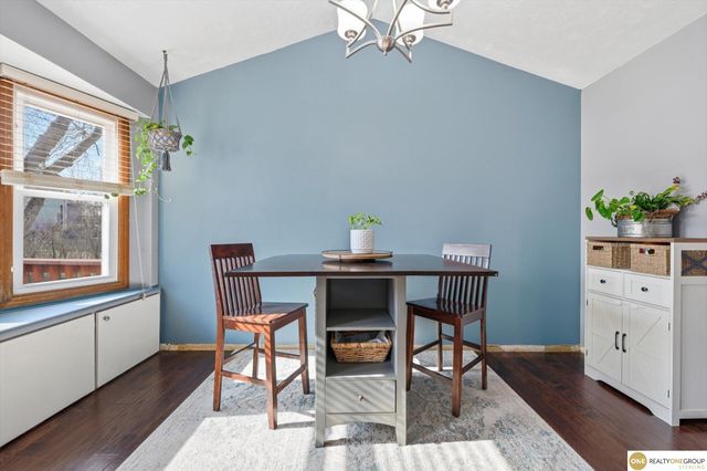 6230 N 114 Street, Omaha, NE 68164