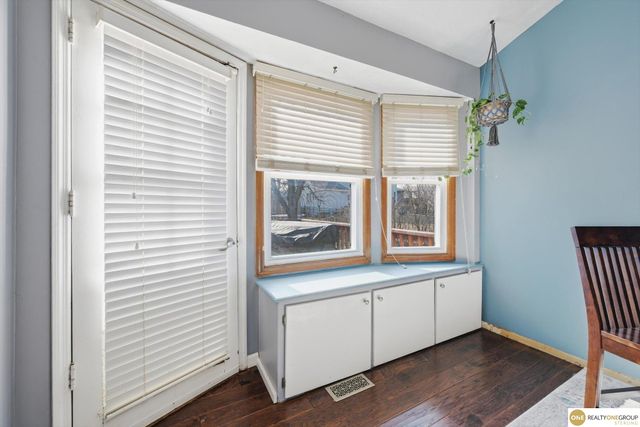 6230 N 114 Street, Omaha, NE 68164