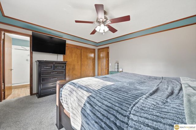 6230 N 114 Street, Omaha, NE 68164