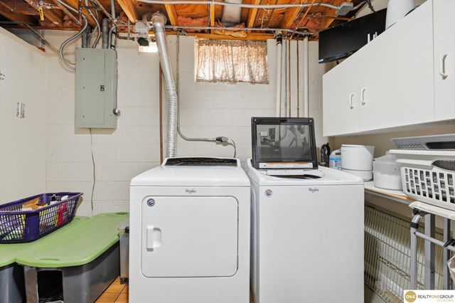 6230 N 114 Street, Omaha, NE 68164