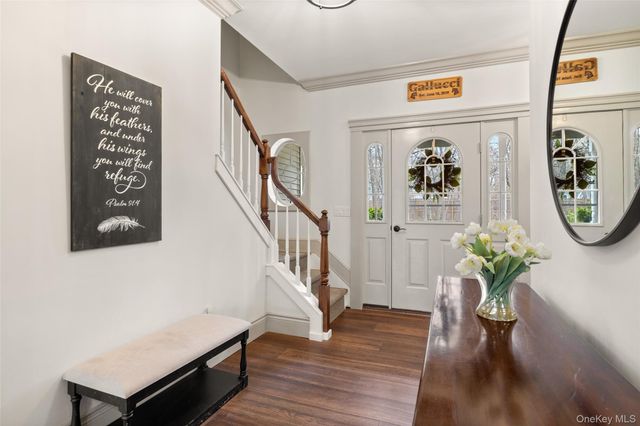 210 Weeks Avenue, Manorville, NY 11949