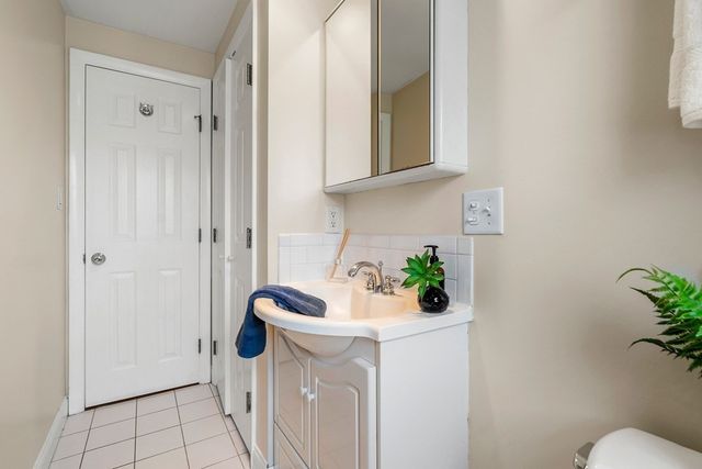 41 Rublee St 1, Arlington, MA 02476