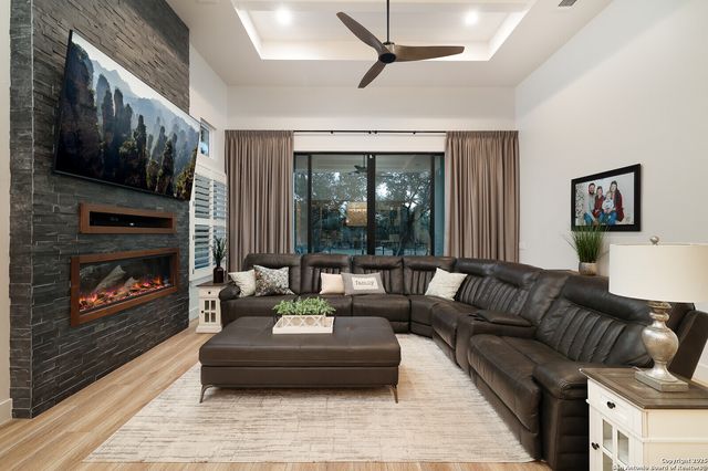 931 Belle Oaks, Bulverde, TX 78163