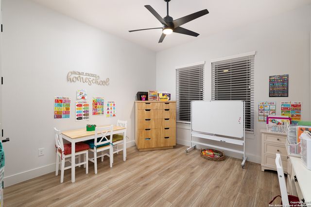 931 Belle Oaks, Bulverde, TX 78163