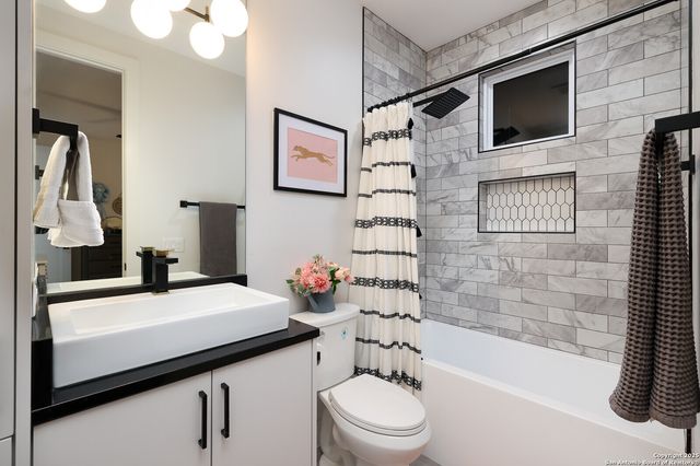 931 Belle Oaks, Bulverde, TX 78163