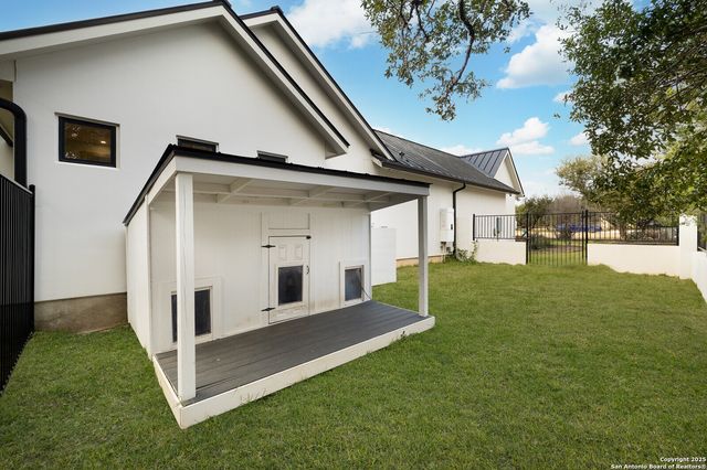 931 Belle Oaks, Bulverde, TX 78163