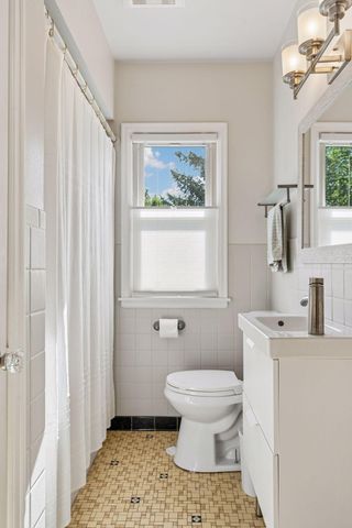 960 Hall Avenue, West Saint Paul, MN 55118