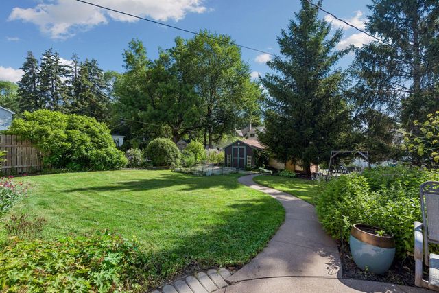 960 Hall Avenue, West Saint Paul, MN 55118