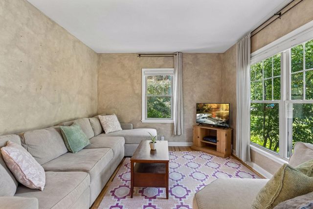 960 Hall Avenue, West Saint Paul, MN 55118