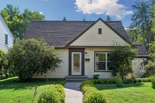960 Hall Avenue, West Saint Paul, MN 55118