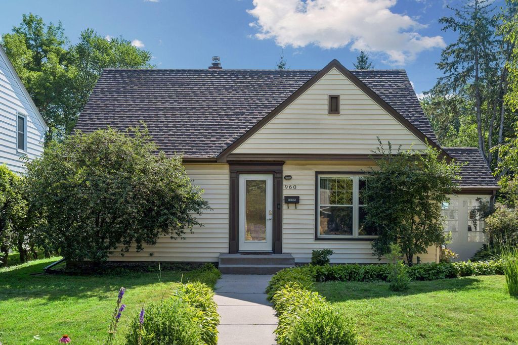960 Hall Avenue, West Saint Paul, MN 55118