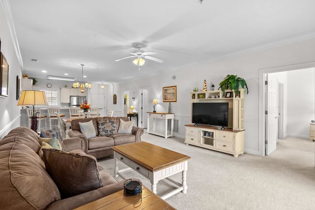 4878 Luster Leaf Cir Apt 103, Myrtle Beach, SC 29577
