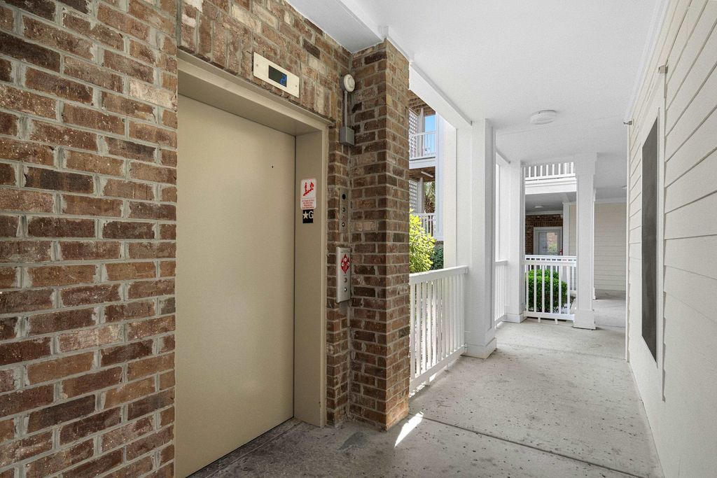 4878 Luster Leaf Cir Apt 103, Myrtle Beach, SC 29577 — photo 2