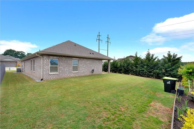 1037 Spruce Grove Road, Duncan, SC 29334