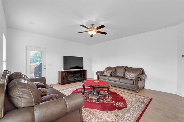 1037 Spruce Grove Road, Duncan, SC 29334