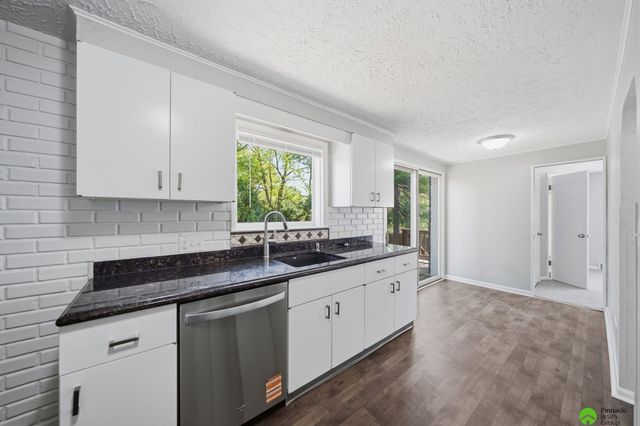 5300 Randolph Street, Lincoln, NE 68510
