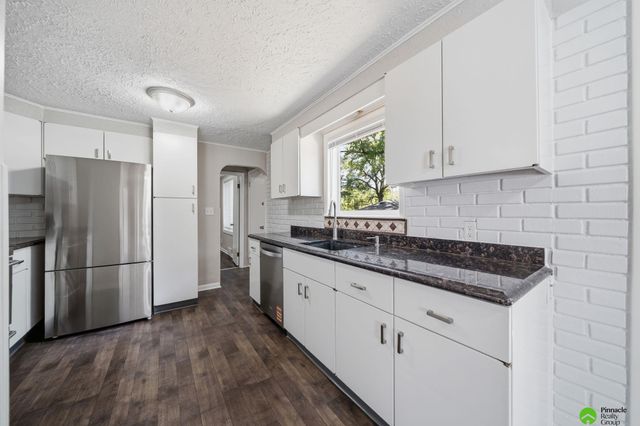 5300 Randolph Street, Lincoln, NE 68510