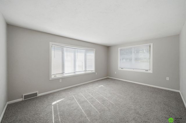 5300 Randolph Street, Lincoln, NE 68510