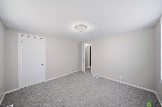 5300 Randolph Street, Lincoln, NE 68510