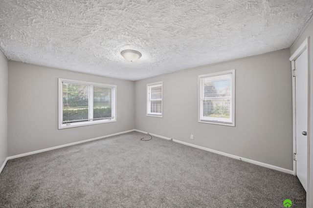 5300 Randolph Street, Lincoln, NE 68510