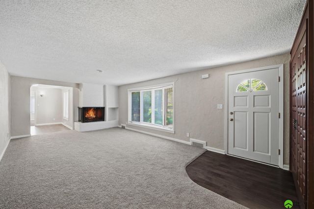 5300 Randolph Street, Lincoln, NE 68510