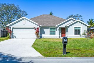 519 SE Sunnybrook Terrace, Port St. Lucie, Port St Lucie, FL 34983