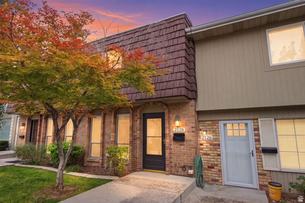 2128 E GEORGETOWN SQ ##2128, Salt Lake City, UT 84109 — exterior
