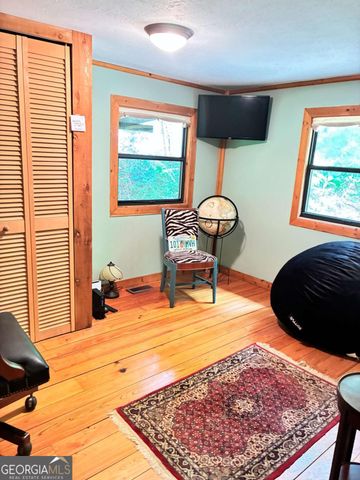 521 Sunnyside Road, Hiawassee, GA 30546
