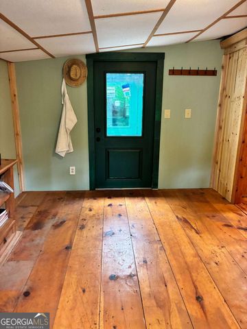 521 Sunnyside Road, Hiawassee, GA 30546