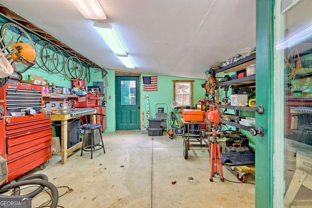 521 Sunnyside Road, Hiawassee, GA 30546