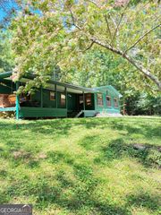 521 Sunnyside Road, Hiawassee, GA 30546
