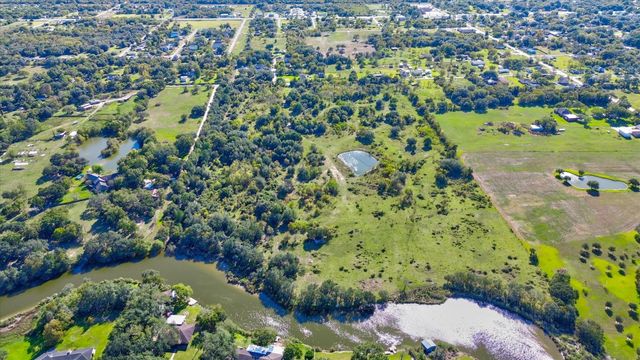 6100 Terrebonne Road, Hitchcock, TX 77563