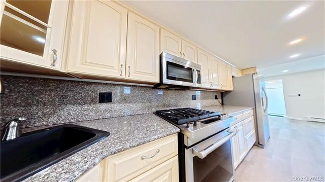 2076 Coyle Street, Brooklyn, NY 11229