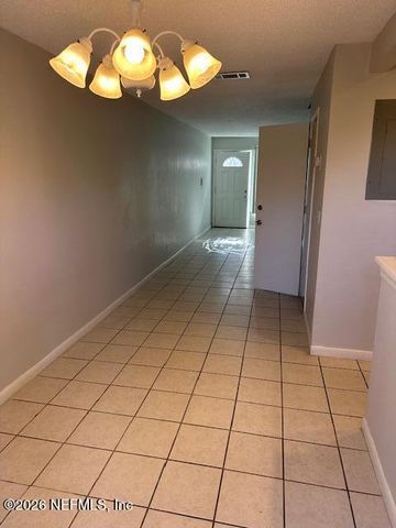 25 10TH Street, Atlantic Beach, FL 32233