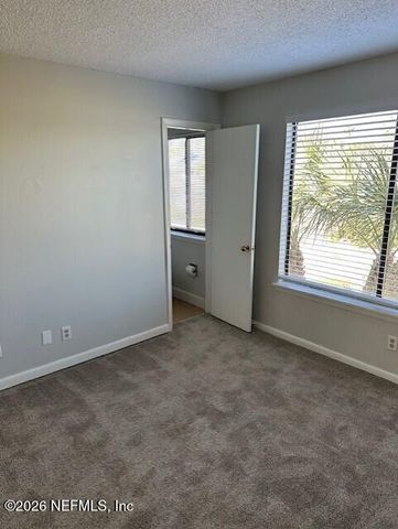 25 10TH Street, Atlantic Beach, FL 32233