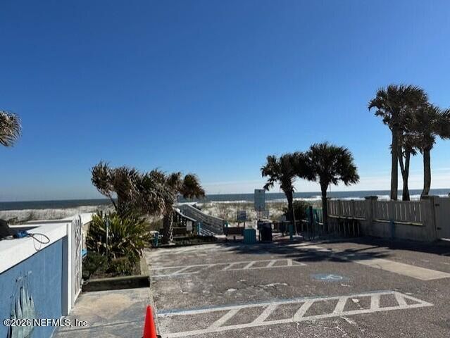 25 10TH Street, Atlantic Beach, FL 32233