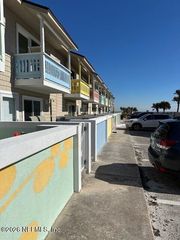 25 10TH Street, Atlantic Beach, FL 32233