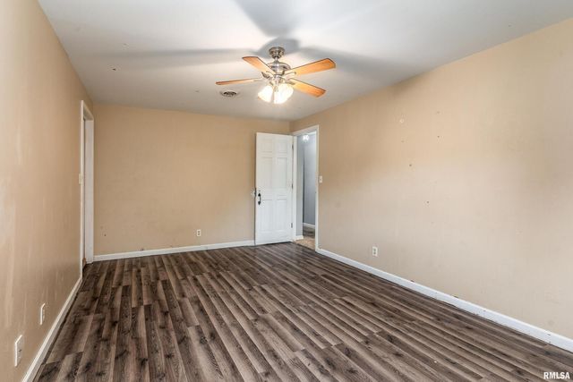 3000 W KENT Street, Carbondale, IL 62901