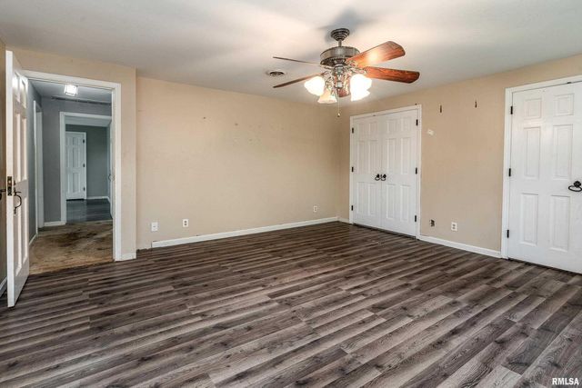 3000 W KENT Street, Carbondale, IL 62901