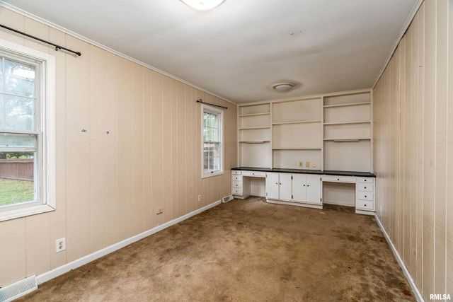 3000 W KENT Street, Carbondale, IL 62901