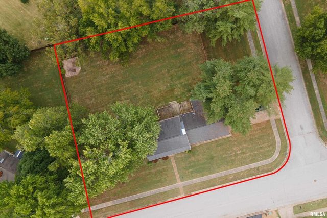 3000 W KENT Street, Carbondale, IL 62901