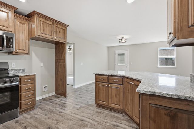 13581 Patti Lane, Neosho, MO 64850