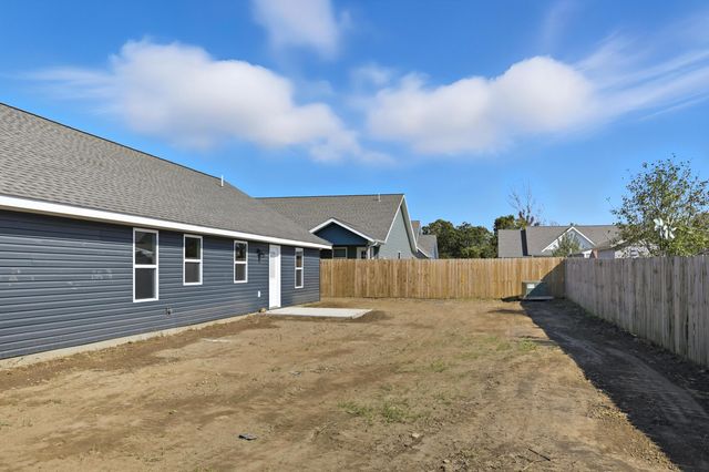 13581 Patti Lane, Neosho, MO 64850