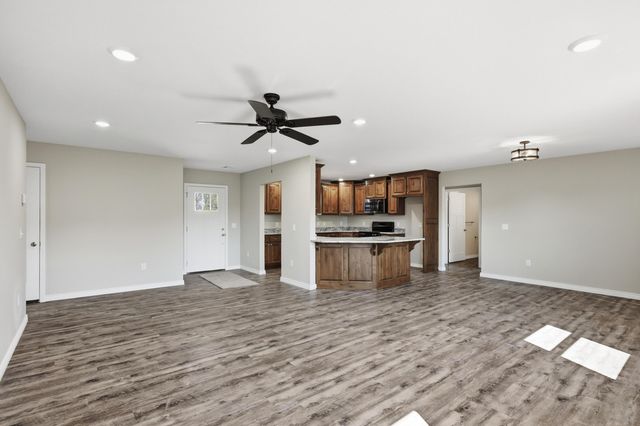 13581 Patti Lane, Neosho, MO 64850