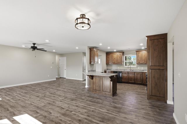 13581 Patti Lane, Neosho, MO 64850