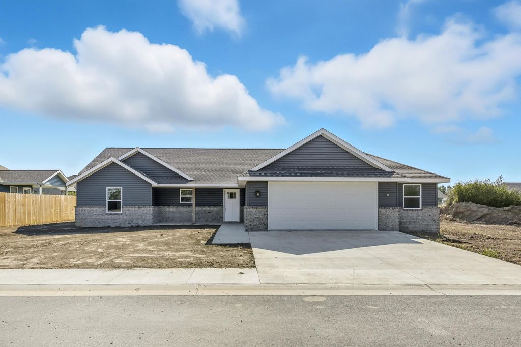 13581 Patti Lane, Neosho, MO 64850