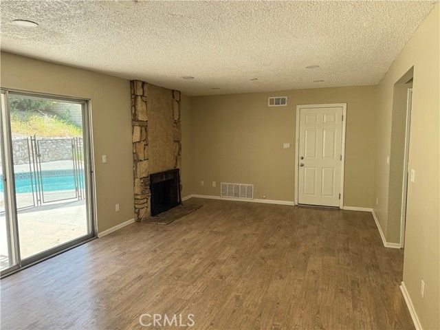 29338 Florabunda, Canyon Country (santa Clarita), CA 91387