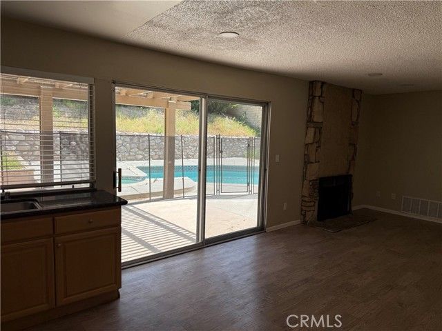 29338 Florabunda, Canyon Country (santa Clarita), CA 91387