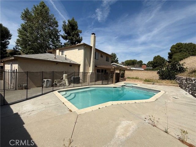 29338 Florabunda, Canyon Country (santa Clarita), CA 91387